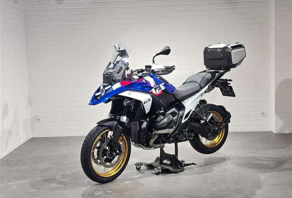 BMW 0