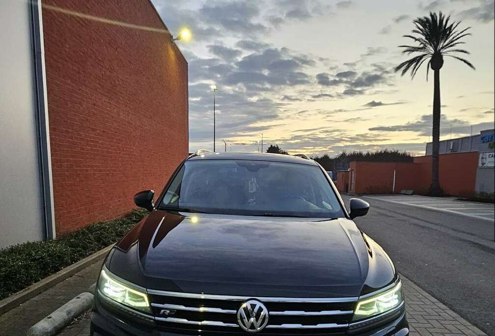 Volkswagen 2.0 TDI R line exterior panodak full option