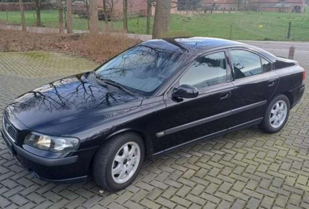 Volvo 2.4T Premium