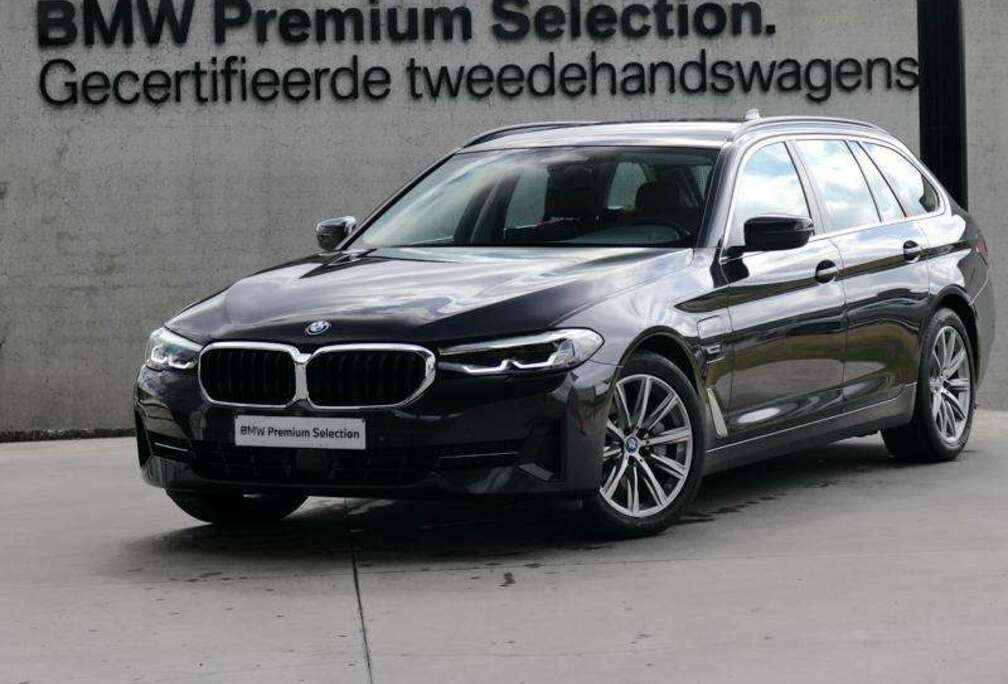 BMW 530e Touring  ACC  CAMERA