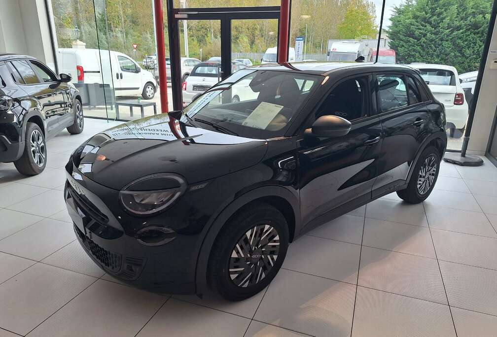 Fiat 600 1.2 Hybrid 100 AT6