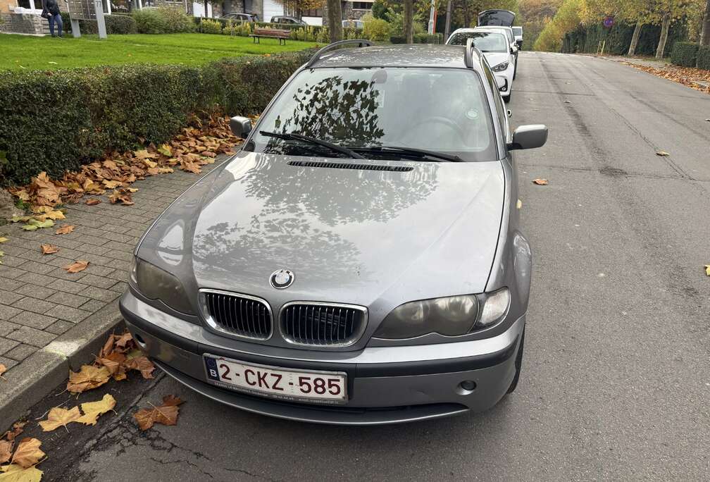 BMW 320d Touring Attiva