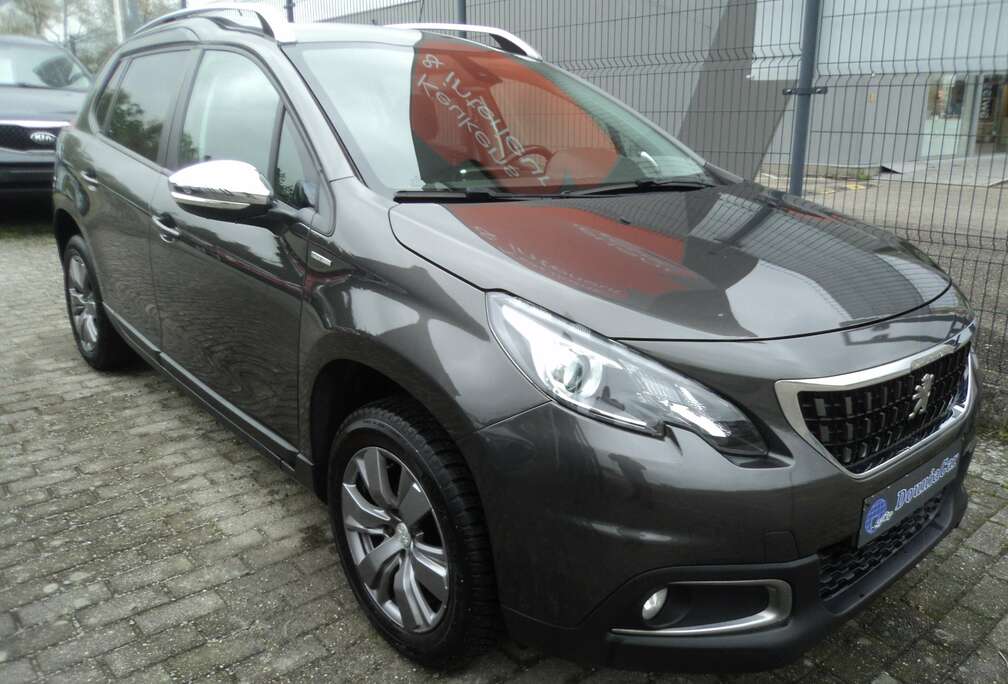 Peugeot Peugeot 2008 1.2i Puretech Style 119000km