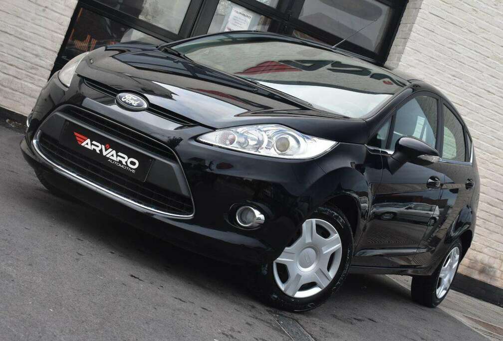 Ford 1.25i Xenon / Verw Zetels / Airco /  Garantie