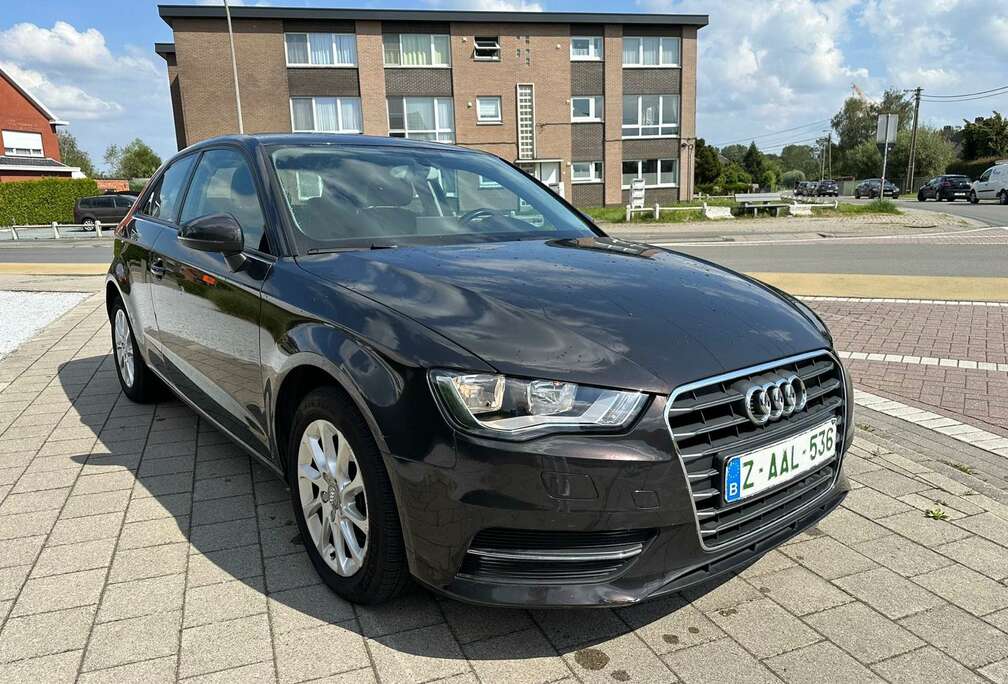 Audi 1.6 TDi Ambiente navigation euro5b