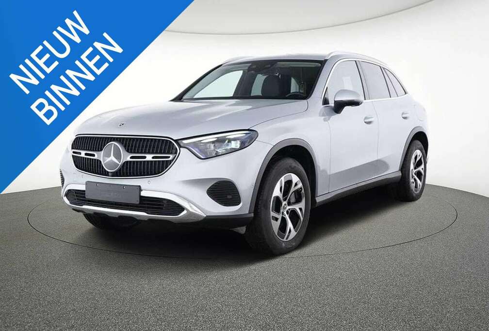 Mercedes-Benz e 4MATIC Off-Roader