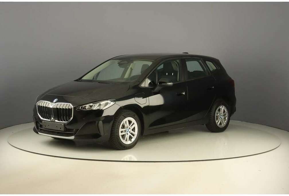BMW e xDrive 245pk Pack Drive Assist