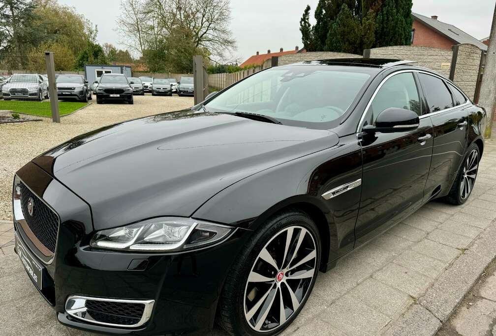 Jaguar 3.0 D V6 XJ50 (EU6d)*GPS*CAMERA*CUIR*TOIT OUV PANO