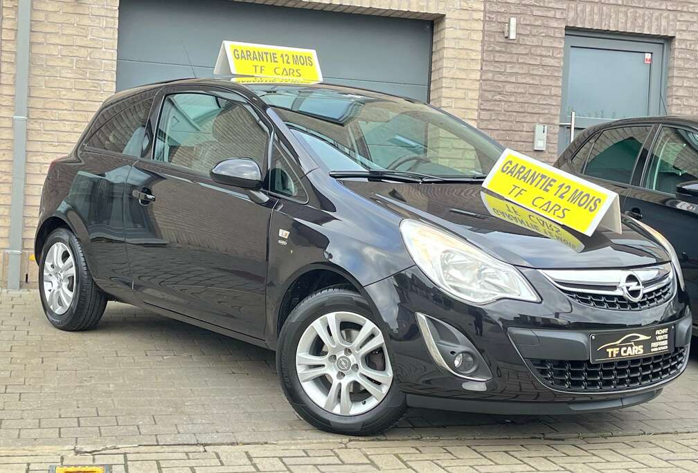 Opel 1.4i Black Edition GARANTIE 12 MOIS