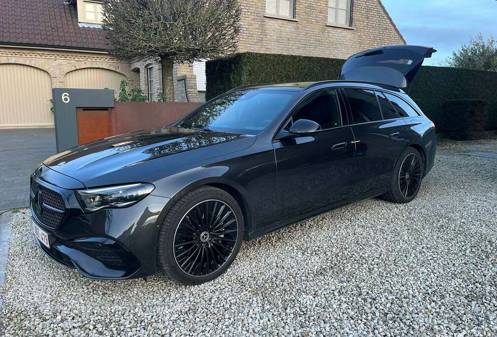 Mercedes-Benz E Break 300 de AMG-Line Star Edition