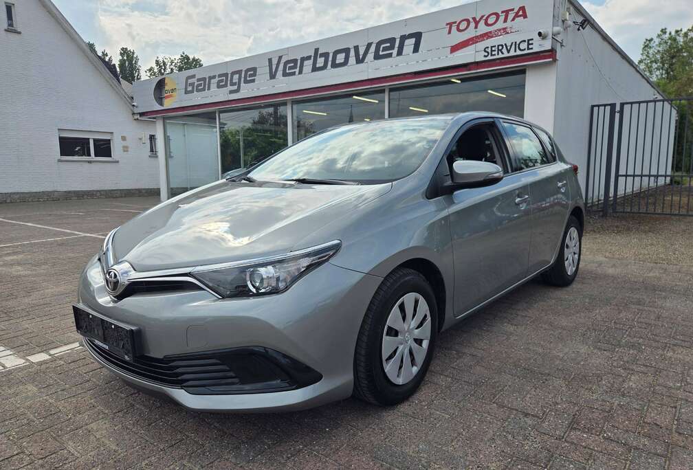 Toyota Auris 1.33i VVT-i Active