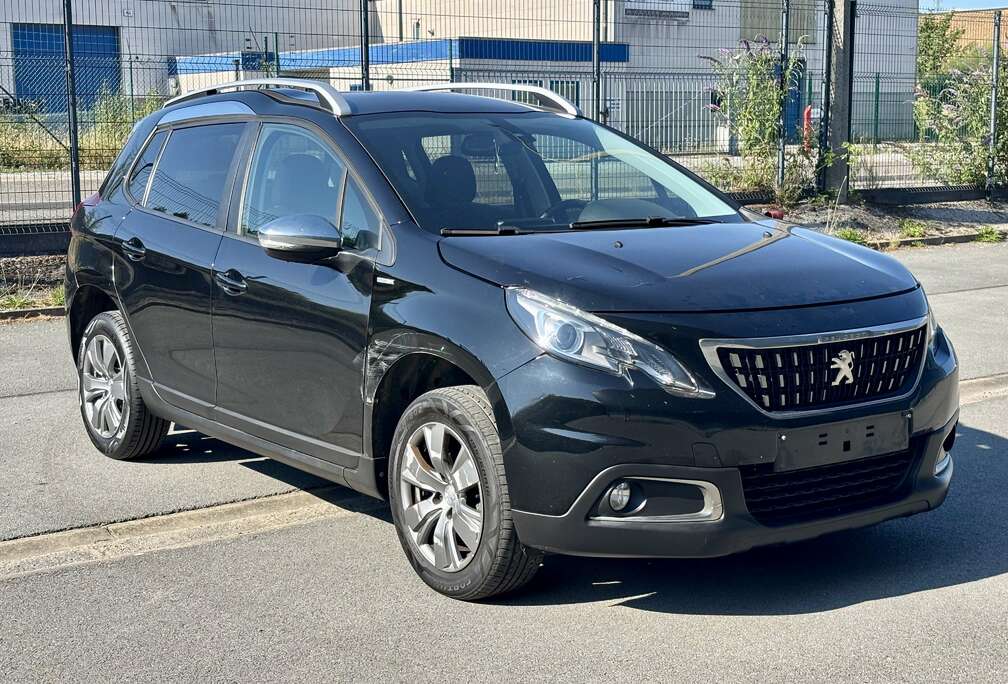 Peugeot 1.2i  STYLE Clim Dig/ Navi/ Carplay/ Cruize/capteu