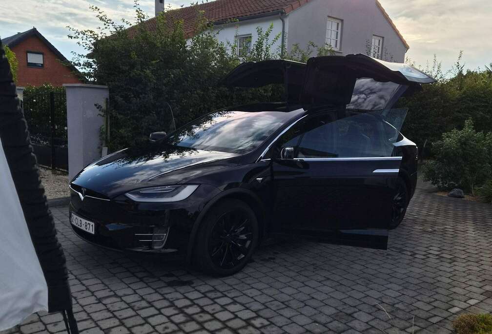 Tesla Model X 100 kWh Dual Motor