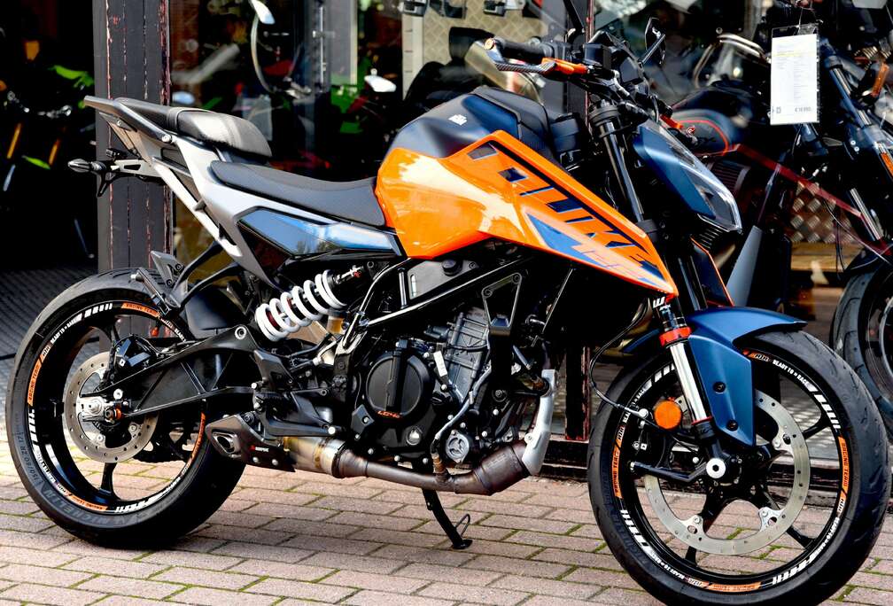 ***MOTO VERTE***