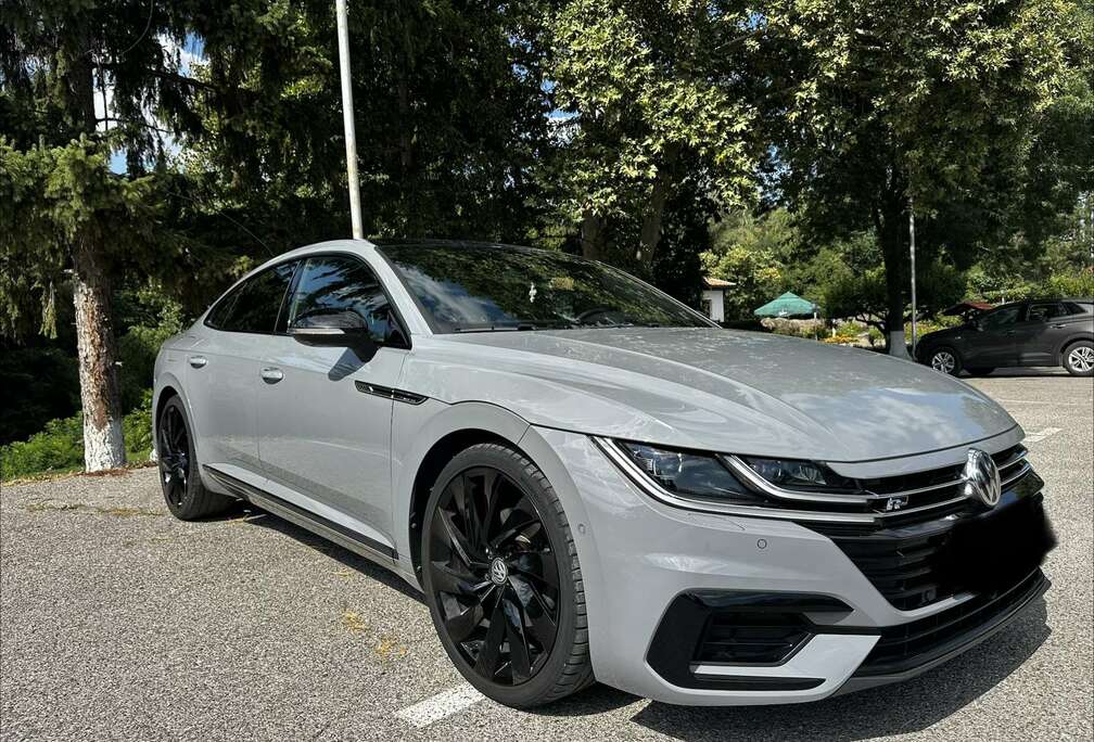 Volkswagen 2.0 TDi SCR R-Line Edition DSG