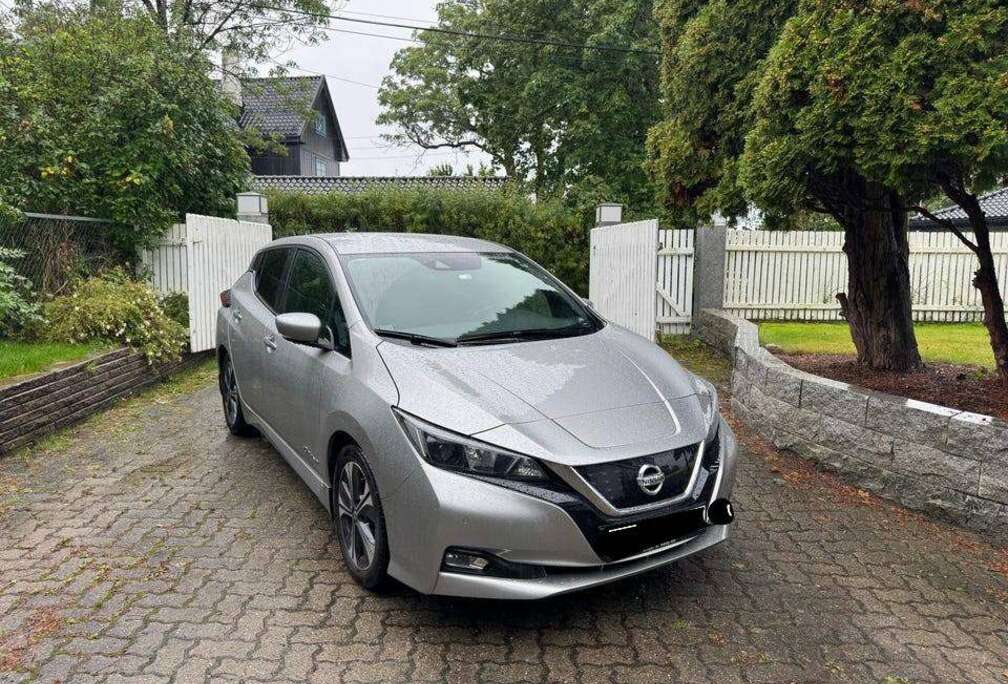 Nissan Leaf 40 kWh Acenta