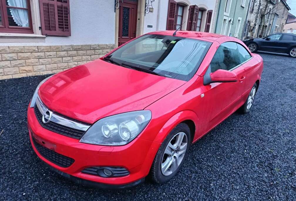 Opel Astra TwinTop 1.6i Enjoy