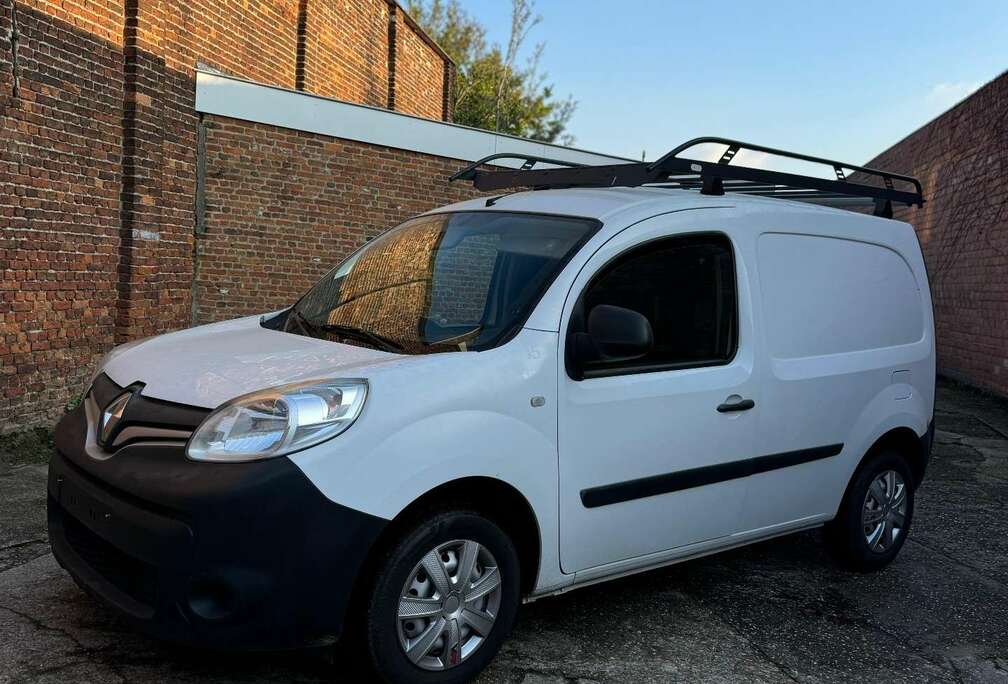 Renault 2016 Licht vracht euro 5 gekeurd voor verkoop