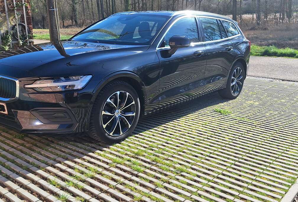 Volvo V60 2.0 D3 Momentum Pro