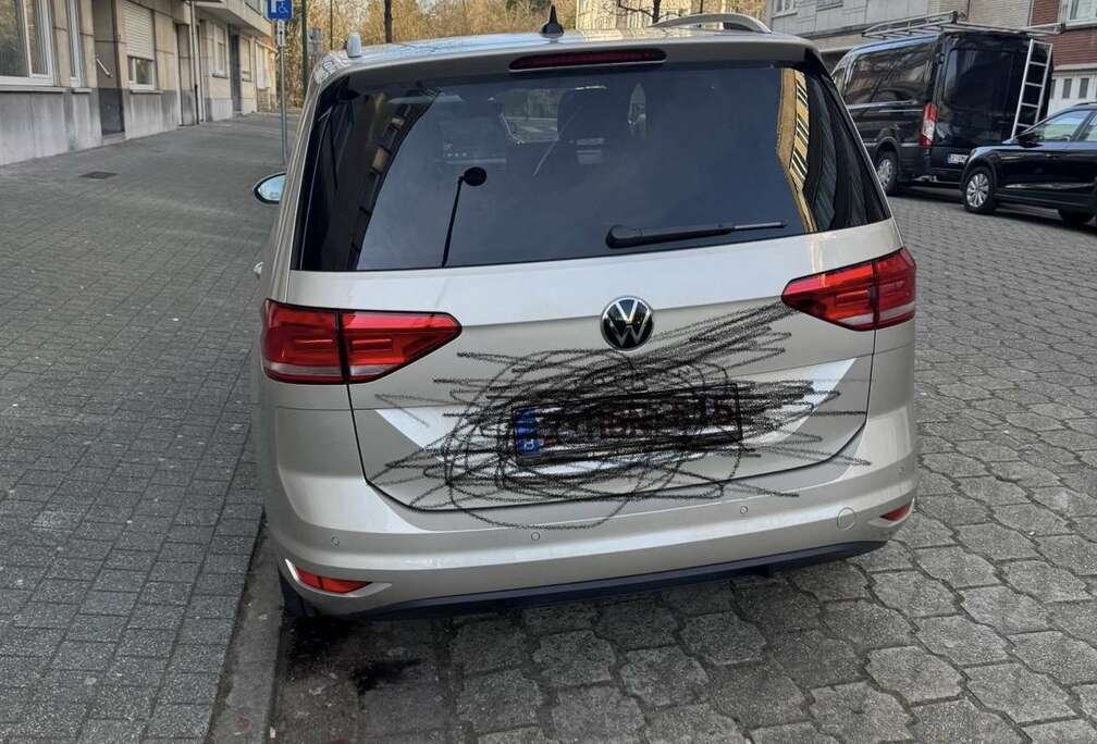 Volkswagen Touran 1.5 TSI Highline Business OPF DSG