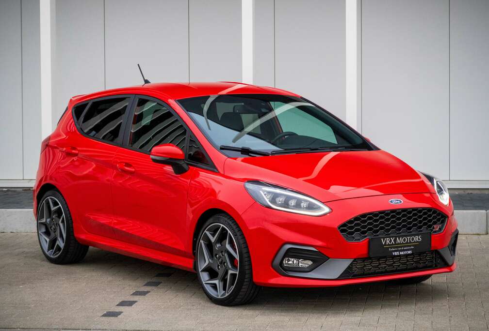 Ford Fiesta ST 1.5 EcoBoost / Performance Pack (LSD Sperdiff) / Bang & Olufsen / LED koplampen / 5-deurs / 1j Garantie