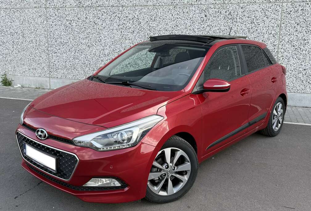 Hyundai 1.4i Essence * Faible Km * Boite Auto * Full Opt