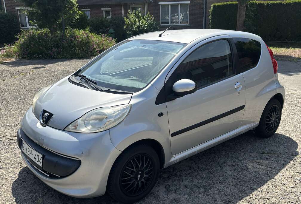 Peugeot 1.0i 12v Urban