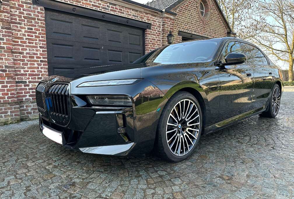 BMW i7 xDrive60 M PRO - 5 JAAR GARANTIE - BTW AFTREKBAAR