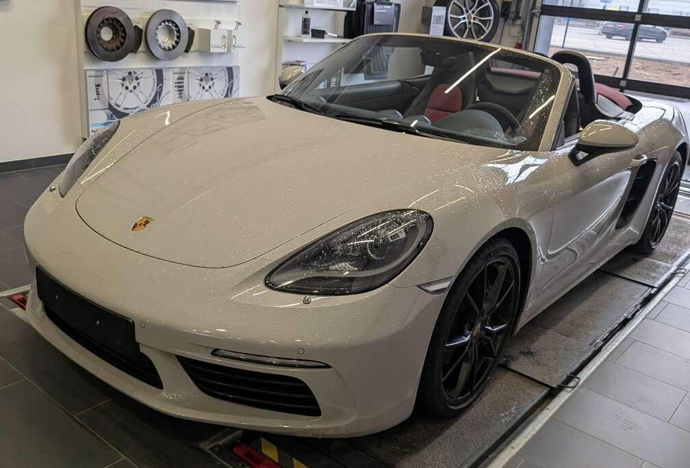 Porsche 718 Boxster 2.0 Turbo Style Edition