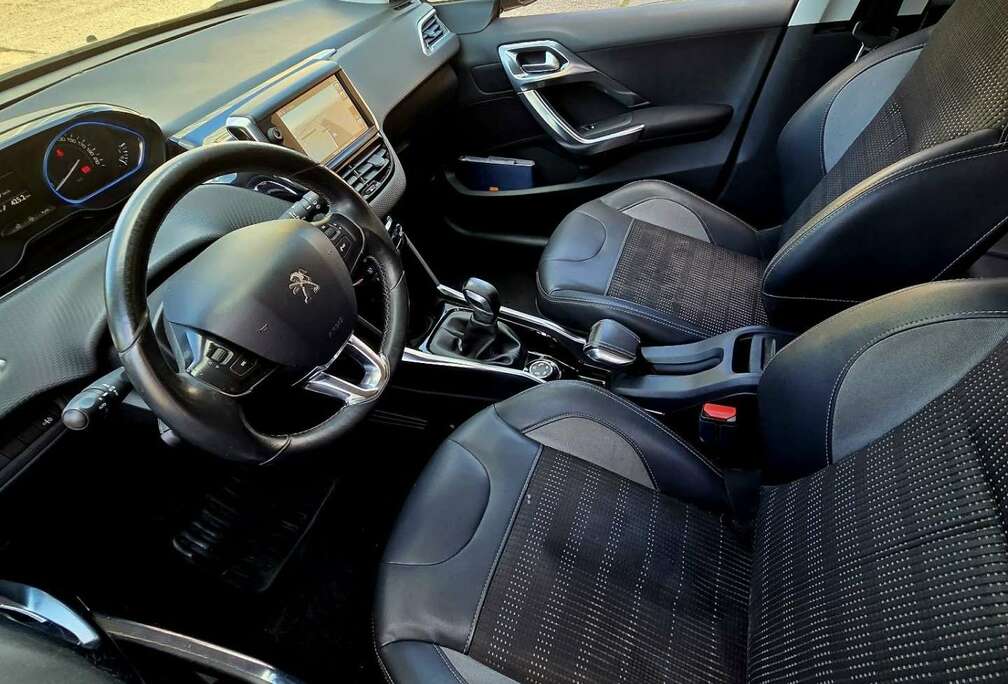Peugeot 120 VTI Business-Line