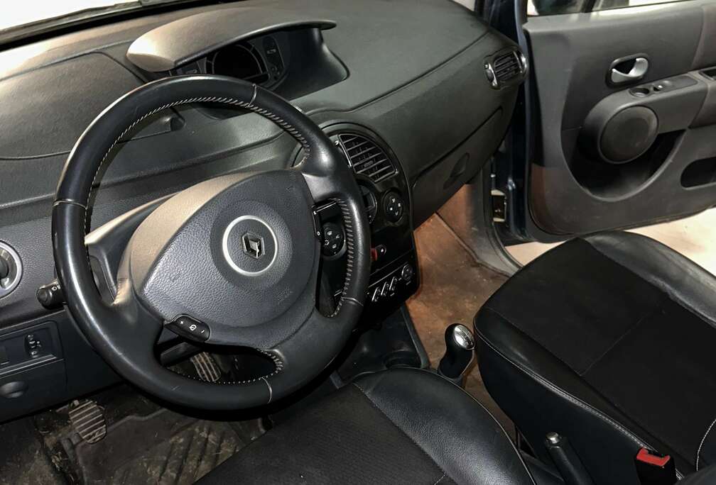 Renault - marchands ou export