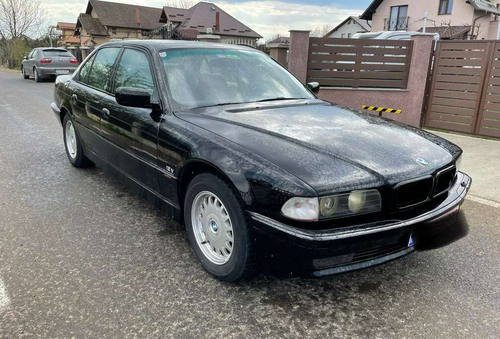 BMW 750i