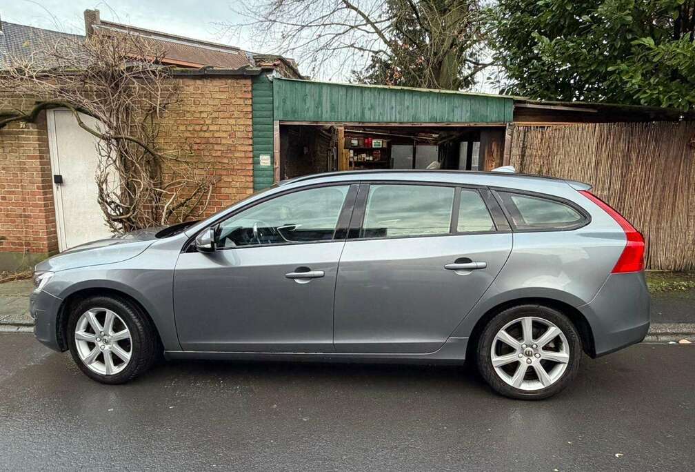 Volvo V60 2.0 D4 Dynamic Edition Geartronic