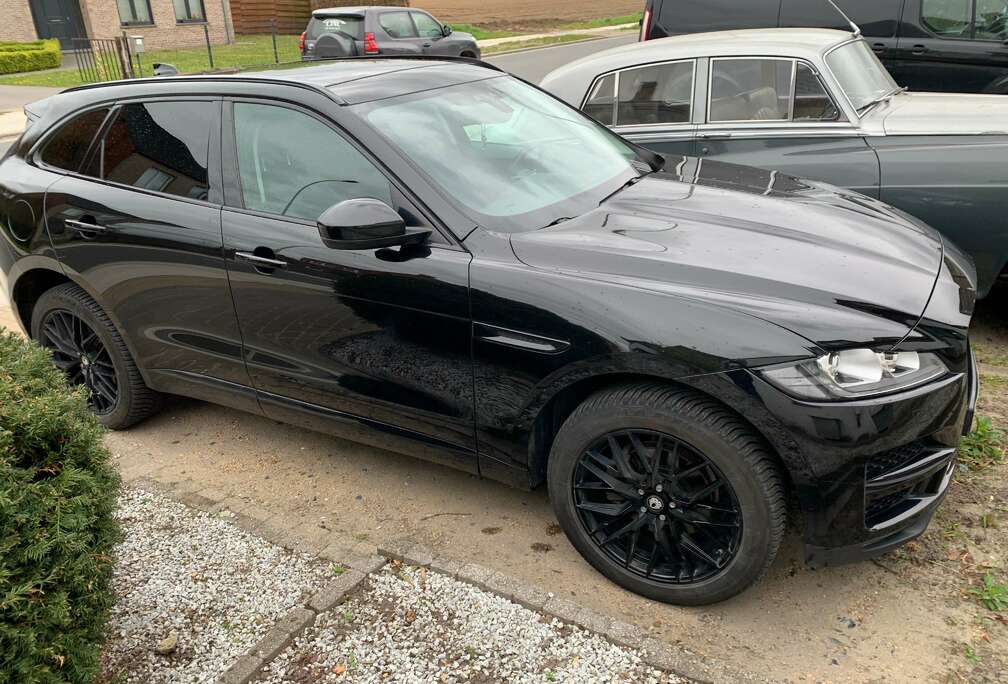 Jaguar F-Pace 2.0 D AWD Portfolio (EU6.2)