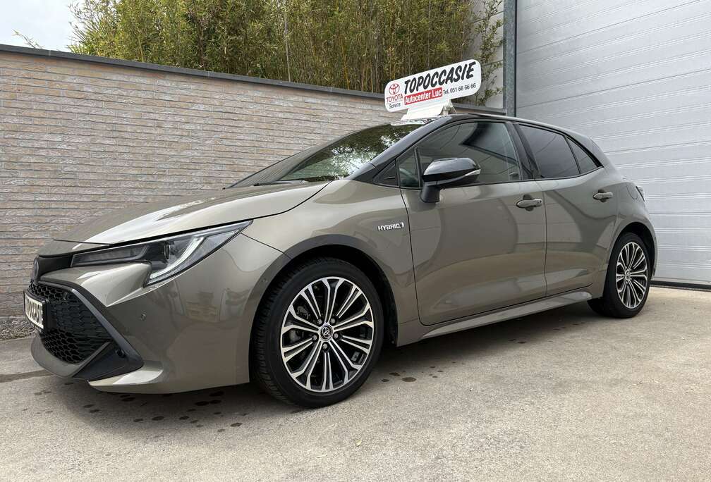 Toyota 1.8 HYBRID STYLE AUTOMAAT / BI-TONE