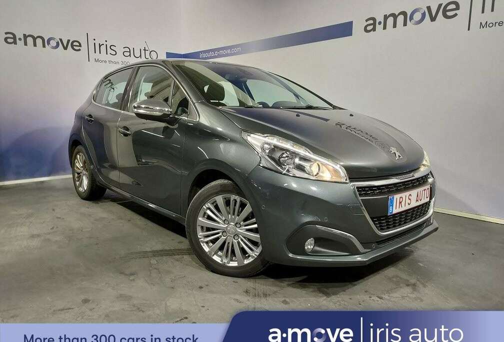 Peugeot 1.2  VÉHICULE PMR PRIX TVA COMPRISE  GPS