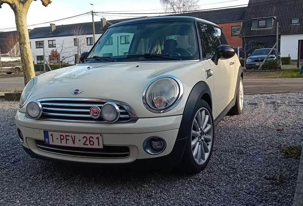 MINI Mini 1.6i Cooper Mayfair