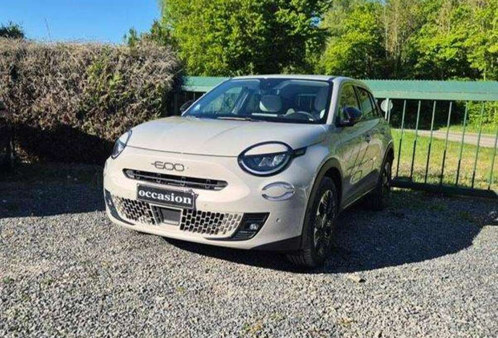 Fiat 600 1.2 Hybrid La Prima DCT