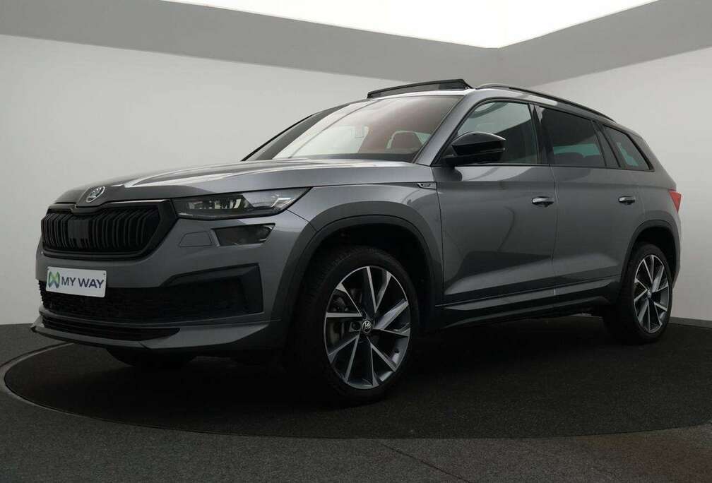 Skoda Kodiaq 2.0TSI 4x4 Sportline 190PK *AUTOMAAT*PANODAK*7 ZITPLAATSEN*TREKHAAK*LEDER*ALCANTARA*SPORTZETELS*CAMERA*CRUISE*PDC*