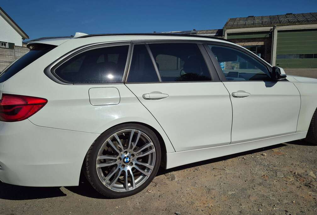 BMW Touring 320 dA AdBlue (EU6c)