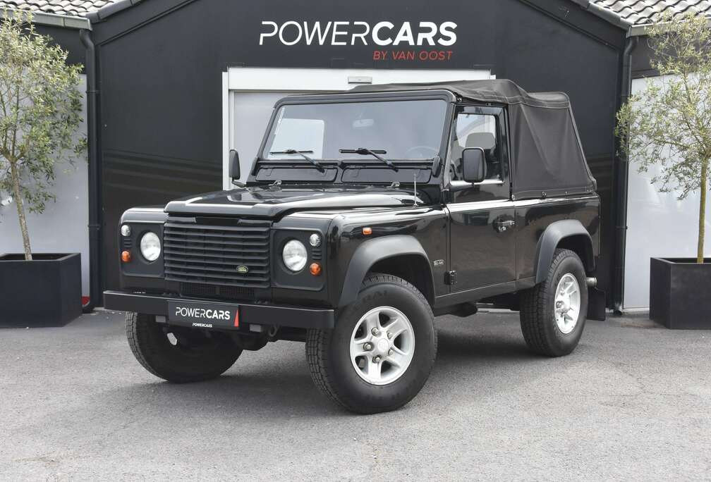 Land Rover 90 TD5 Cabrio \