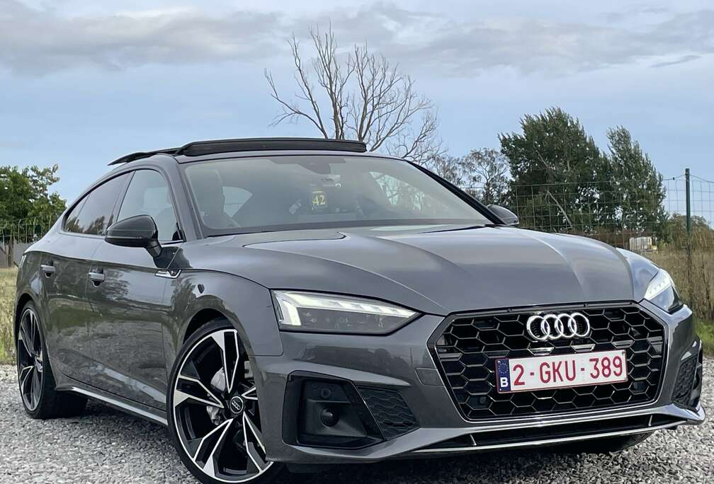 Audi Sportback Full S-Line 2.0 TDi!/ Full Options!!
