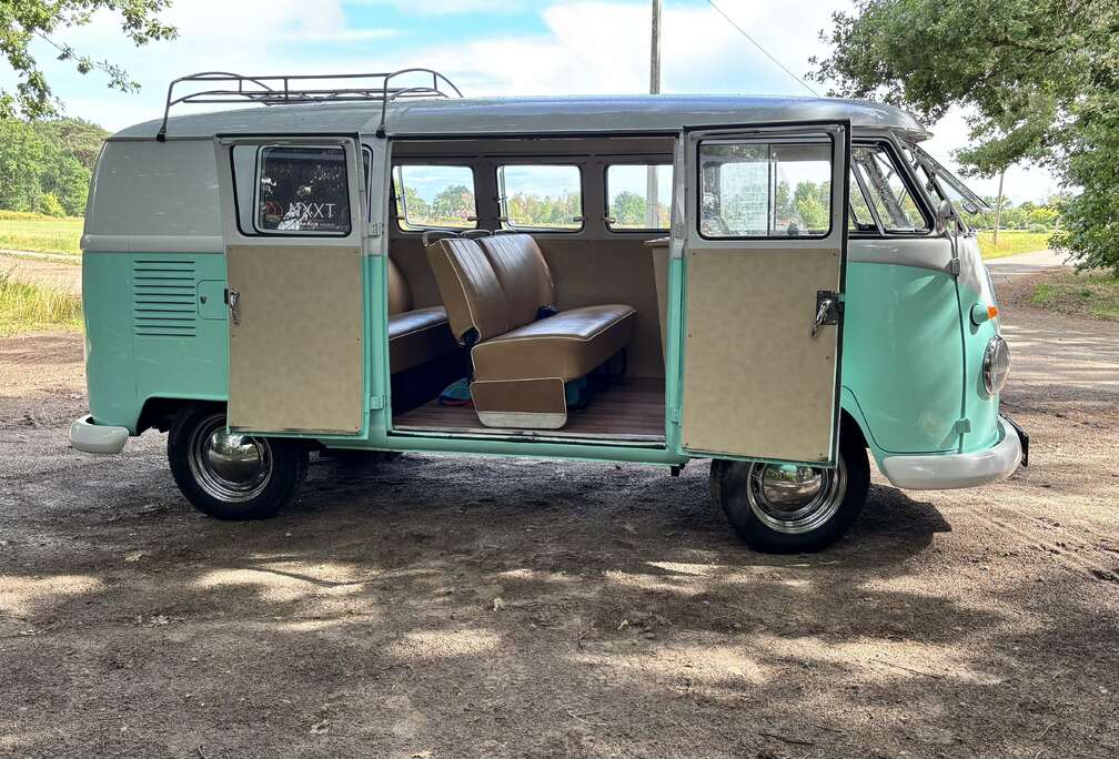 Volkswagen 9-seat T1