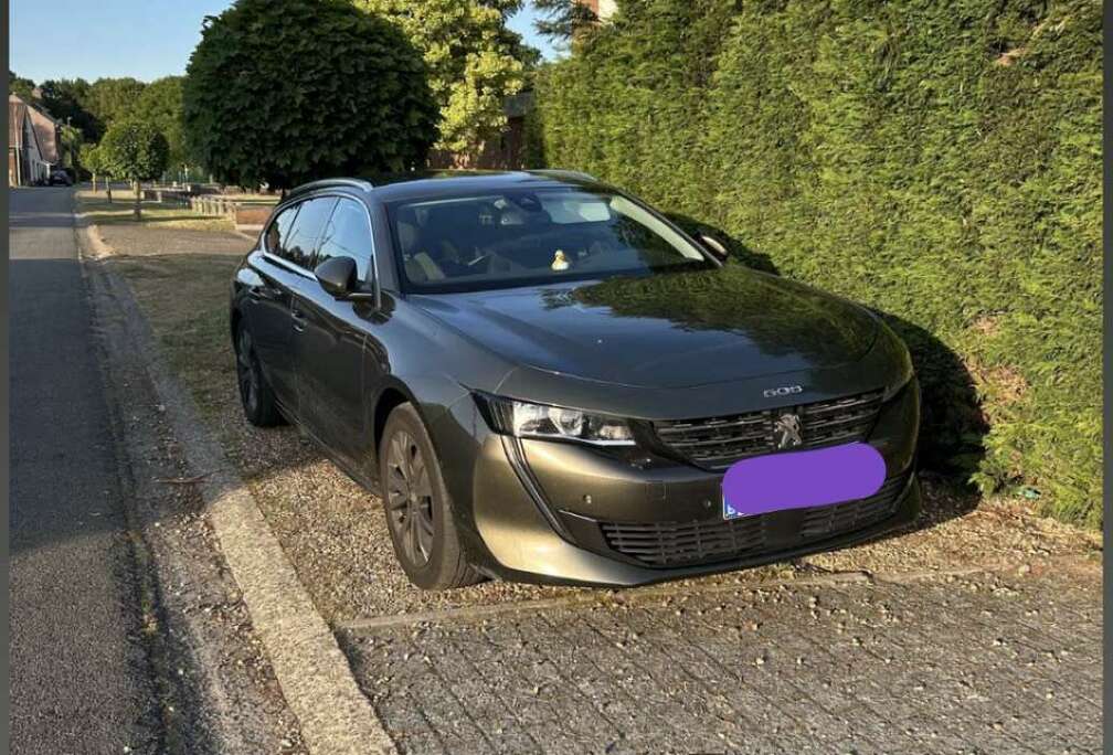 Peugeot SW BlueHDi 130 EAT8 Active