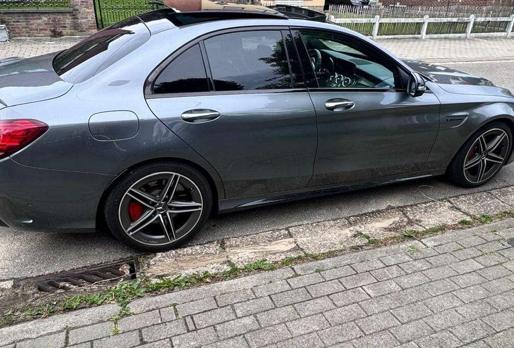 Mercedes-Benz S