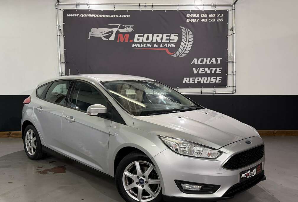 Ford ***Réserver****