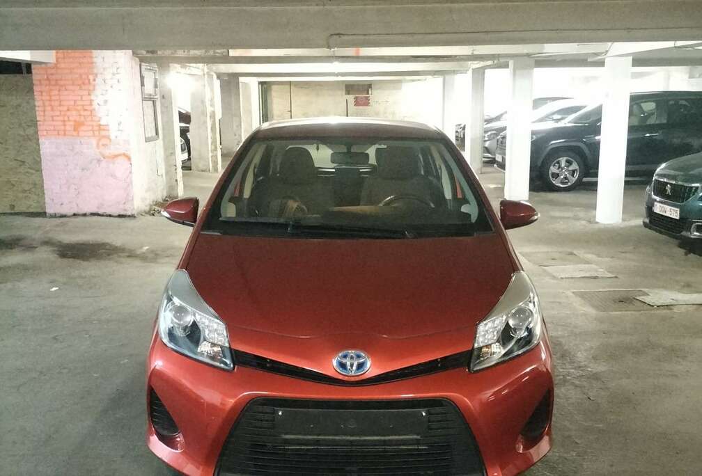 Toyota Toyota Yaris hybride benzine electric automaat