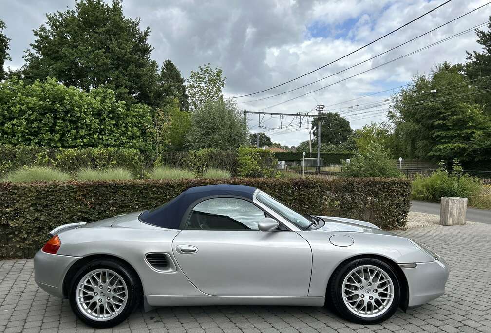 Porsche 2.7i