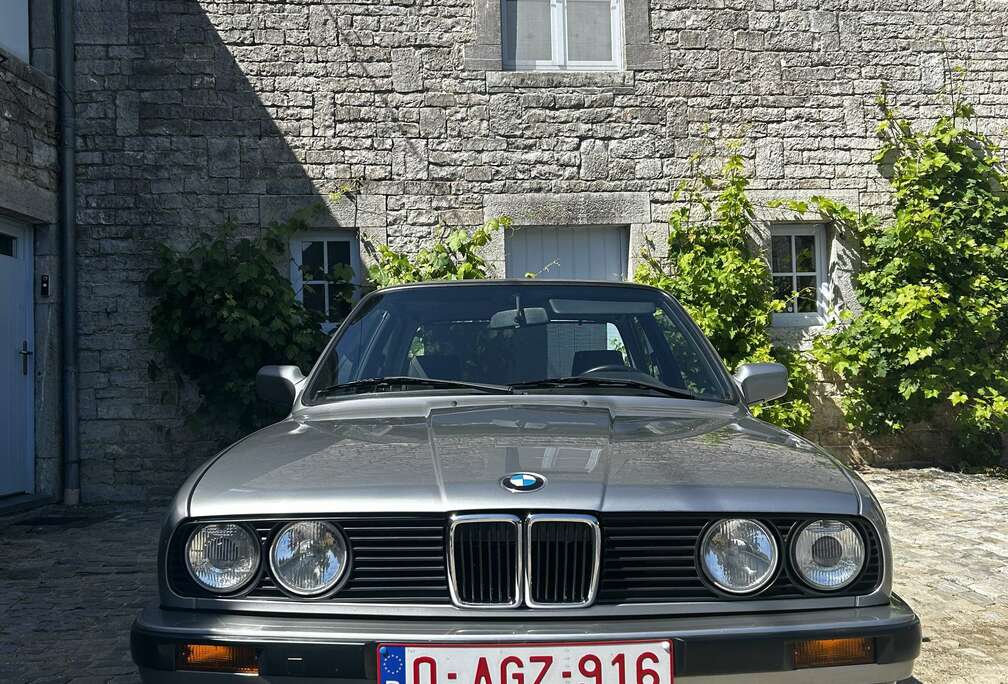 BMW e30