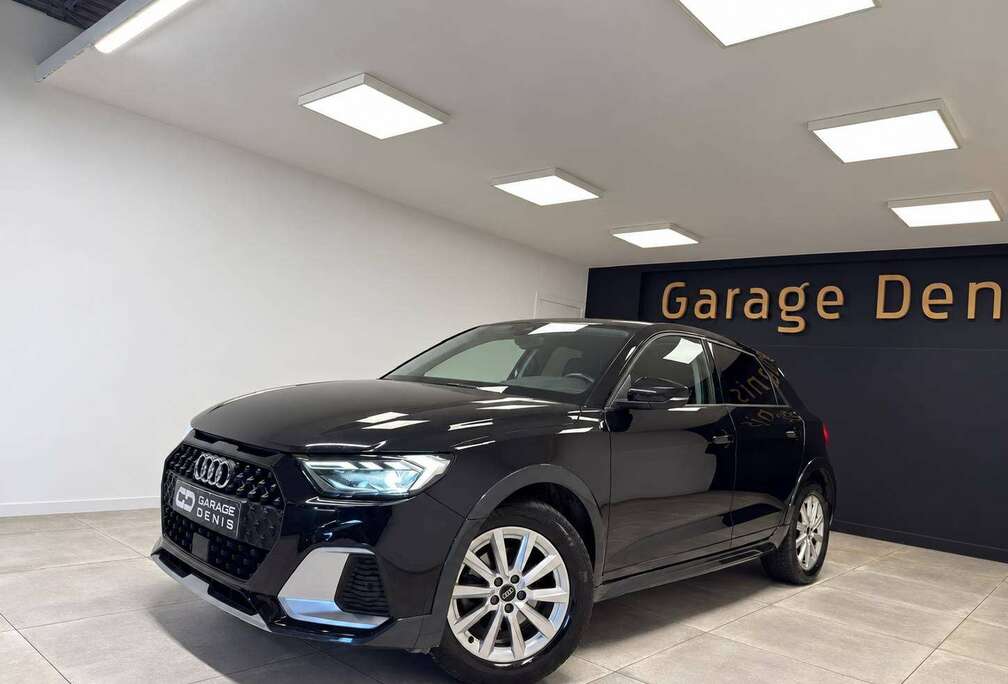 Audi Citycarver 30 TFSI S tronic*BOITE-AUTO*GPS*LED*GAR